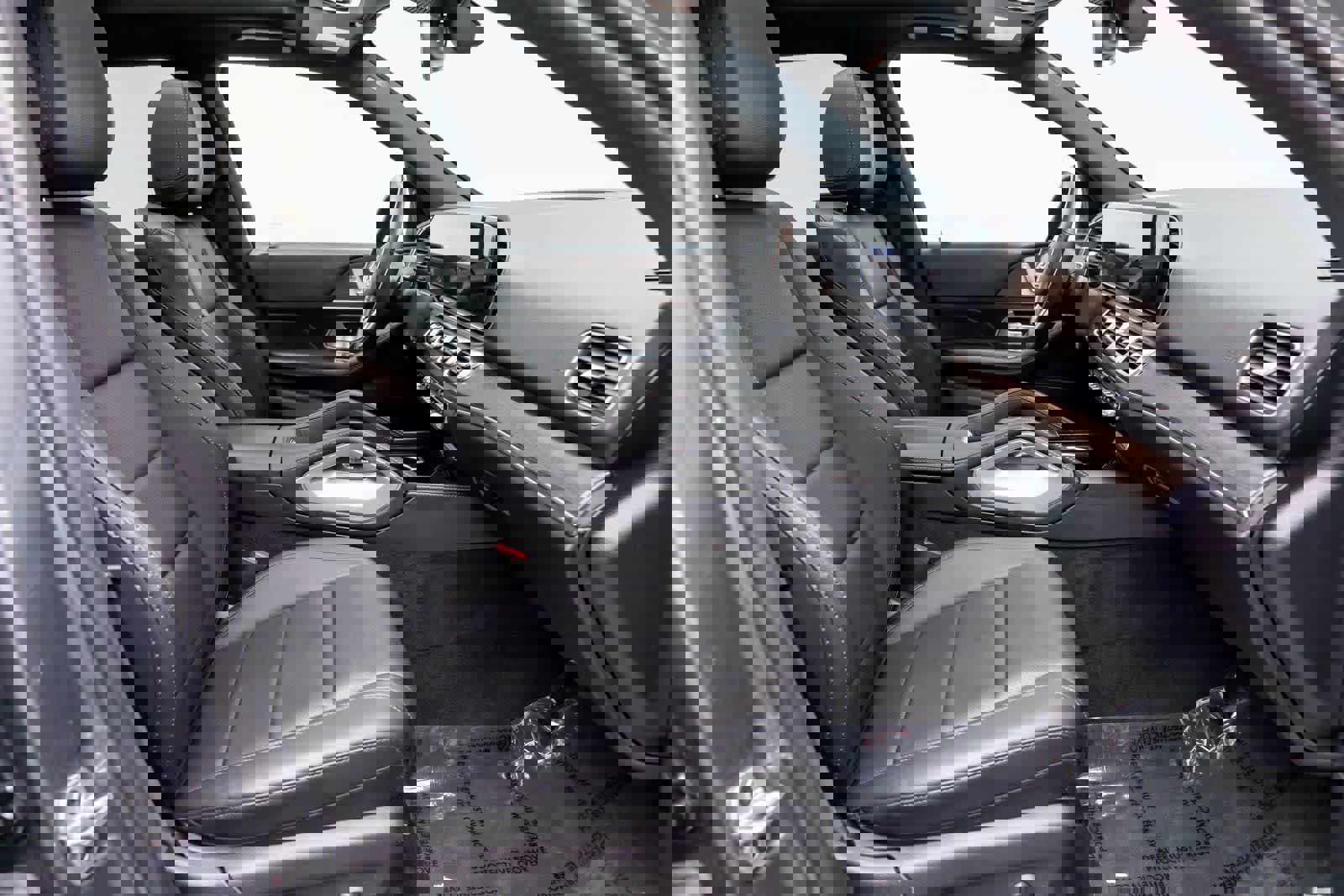 Used 2022 Mercedes-Benz GLE 350 4MATIC w/ Premium Package image 14