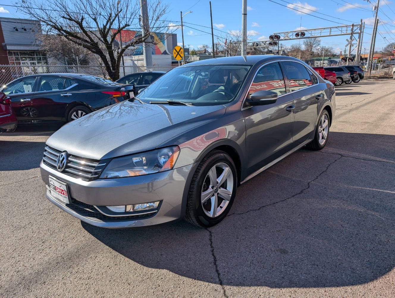 Used 2015 Volkswagen Passat 1.8T Limited Edition image 1