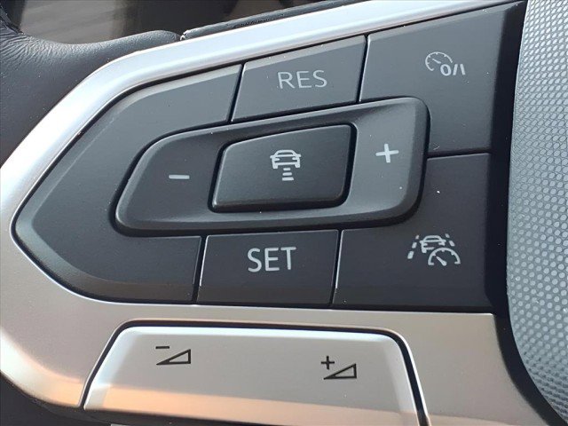 New 2026 Volkswagen Atlas SEL Premium R-Line image 18