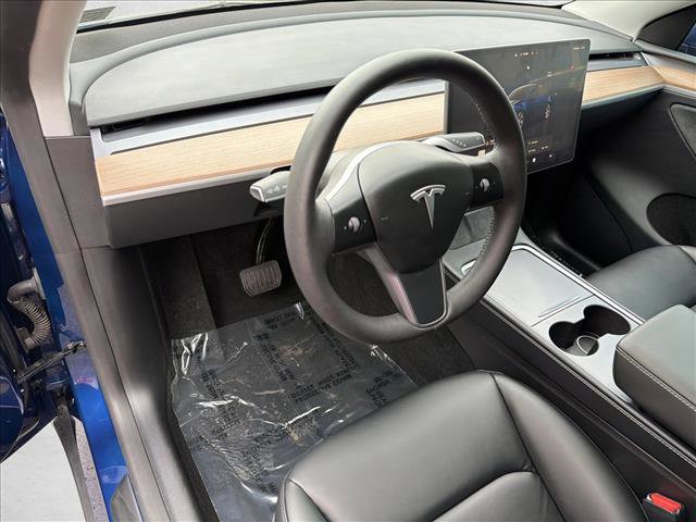 Used 2023 Tesla Model Y Long Range image 13
