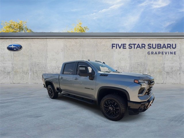 Used 2025 Chevrolet Silverado 2500 LT w/ Trail Boss Package image 2