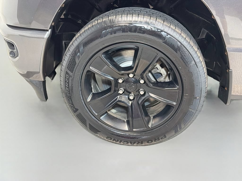 Used 2023 RAM 1500 Big Horn AWD/4WD image 29