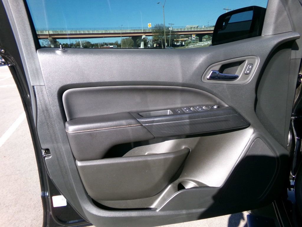 Used 2022 GMC Canyon AT4 w/ Trailering Package image 11