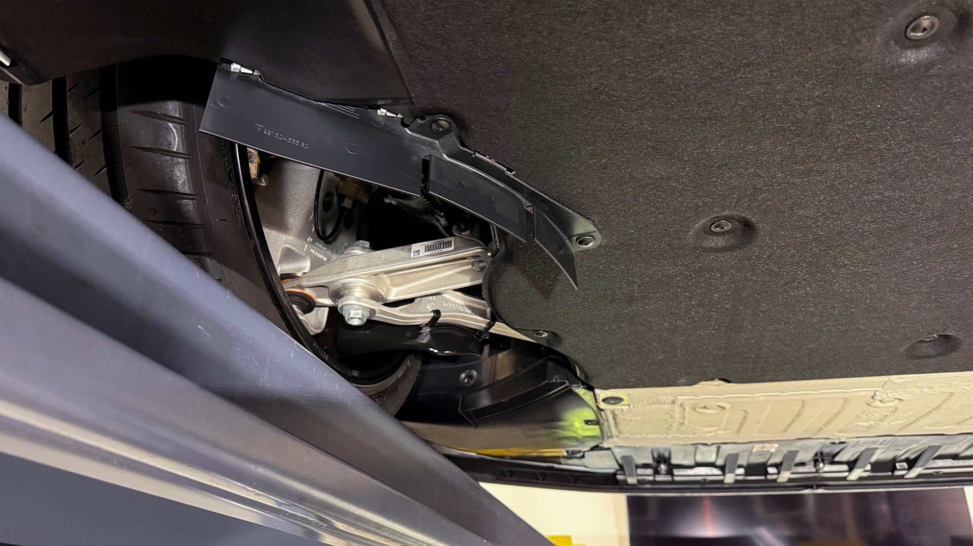 Used 2018 Porsche 911 GT2 RS image 84