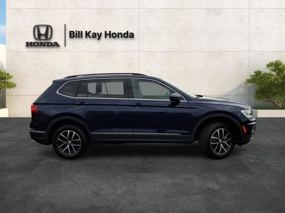Used 2021 Volkswagen Tiguan SE image 2