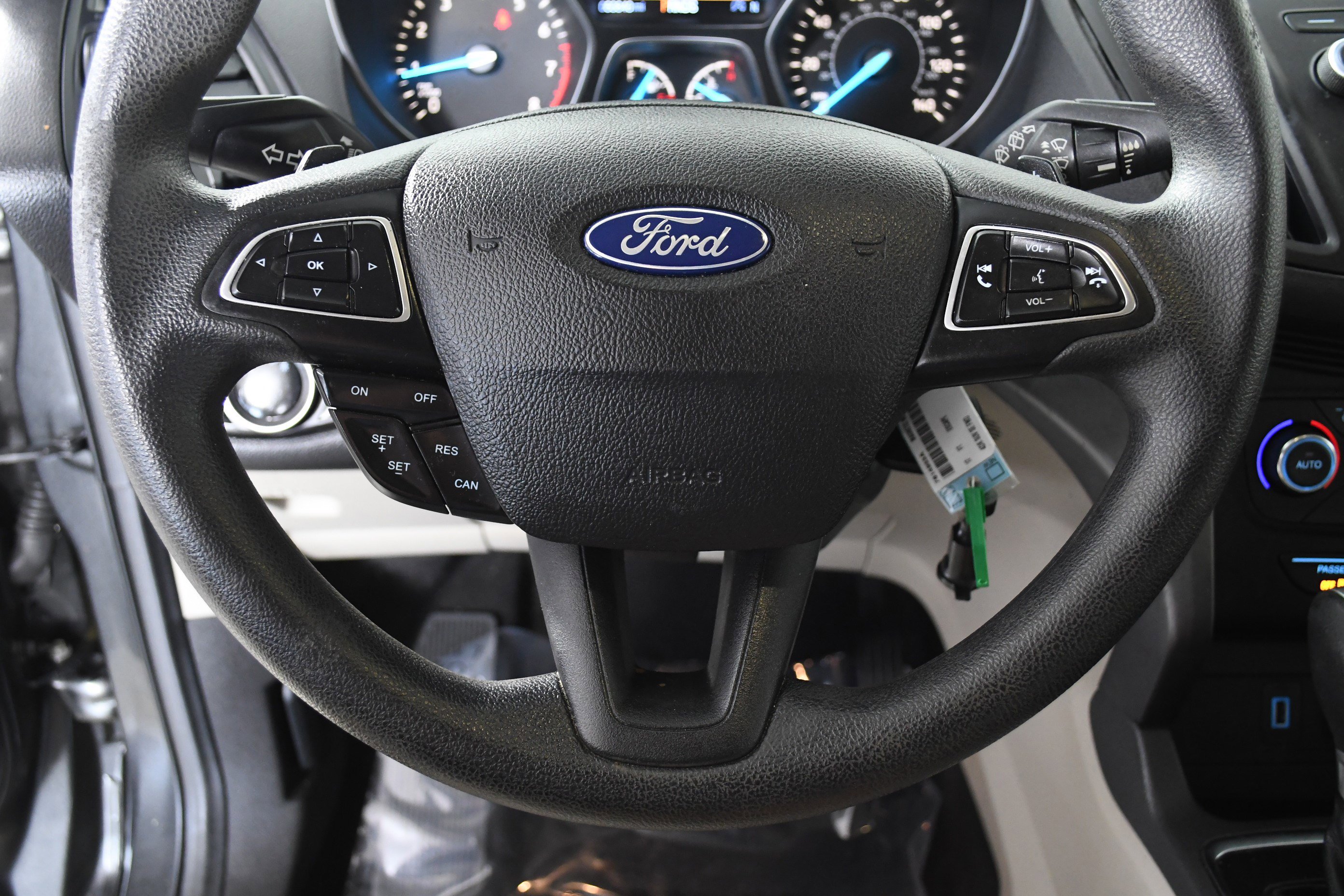 Used 2017 Ford Escape SE image 10