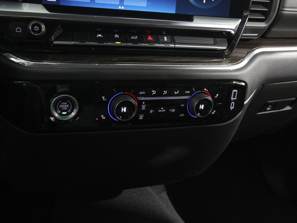 Used 2023 Chevrolet Silverado 1500 LT image 16