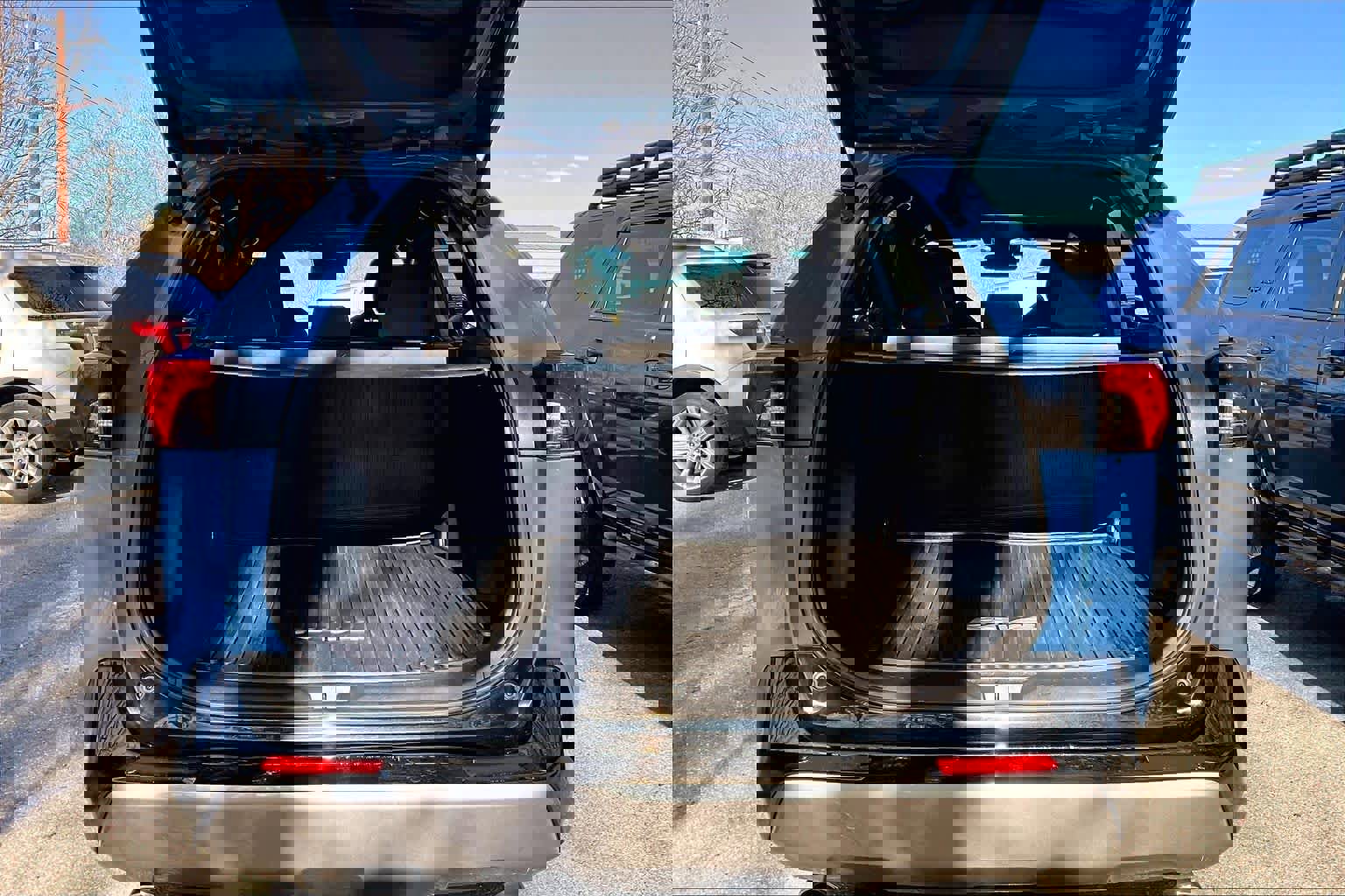 Certified 2024 Toyota RAV4 SE w/ Convenience Package AWD/4WD image 31