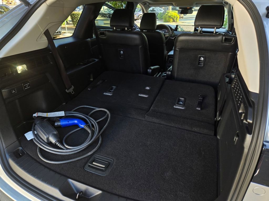 Certified 2025 MAZDA CX-90 Plug-In Hybrid w/Premium Sport AWD/4WD image 36