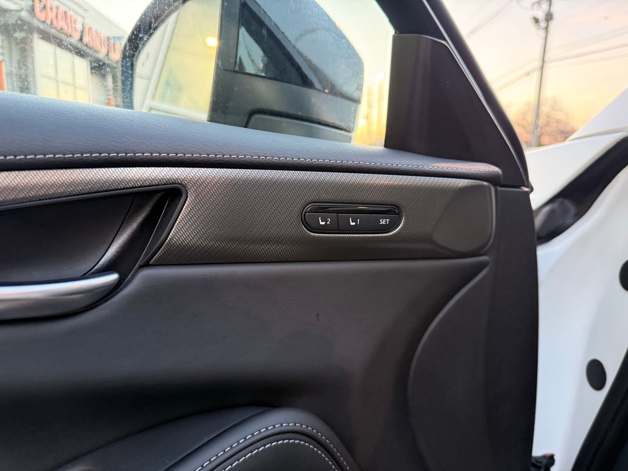 Used 2025 INFINITI QX60 Luxe w/ Black Edition image 42