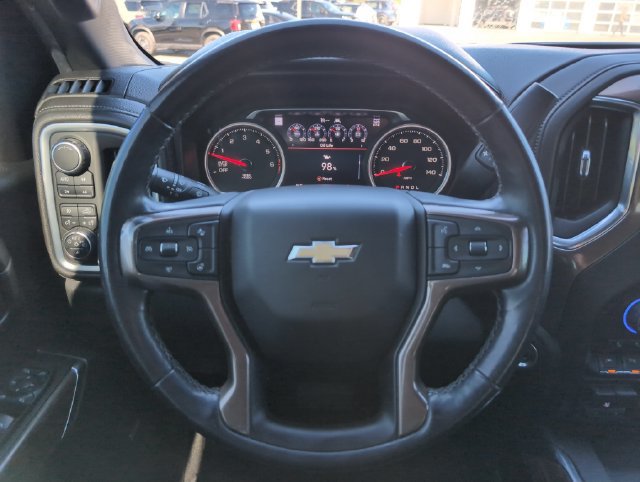 Used 2019 Chevrolet Silverado 1500 High Country w/ Technology Package AWD/4WD image 20