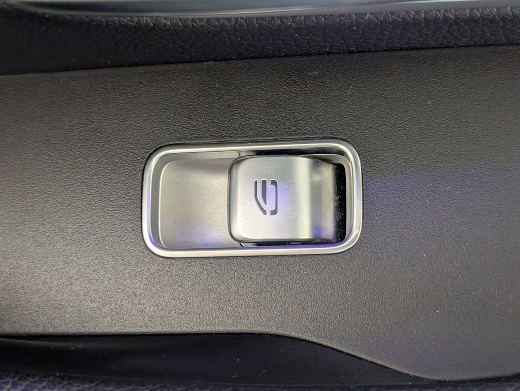 Used 2022 Mercedes-Benz GLE 450 4MATIC image 37