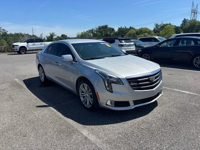 Used 2019 Cadillac XTS Luxury FWD image 2