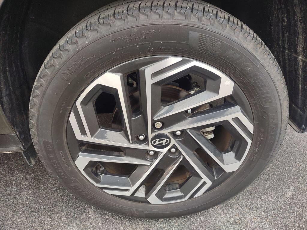 Used 2025 Hyundai Tucson Limited AWD/4WD image 10