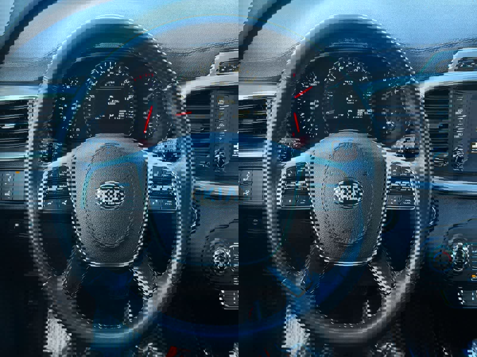 Used 2019 Kia Sorento EX image 25