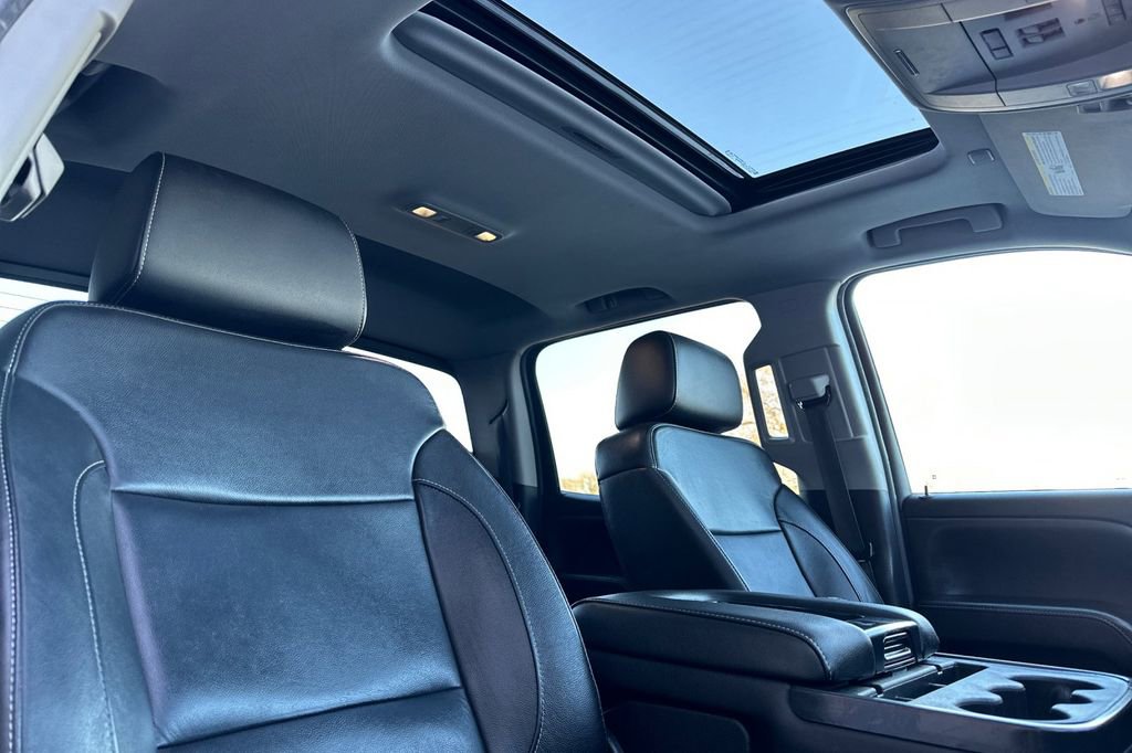 Used 2018 GMC Sierra 1500 SLT w/ SLT Premium Package image 16