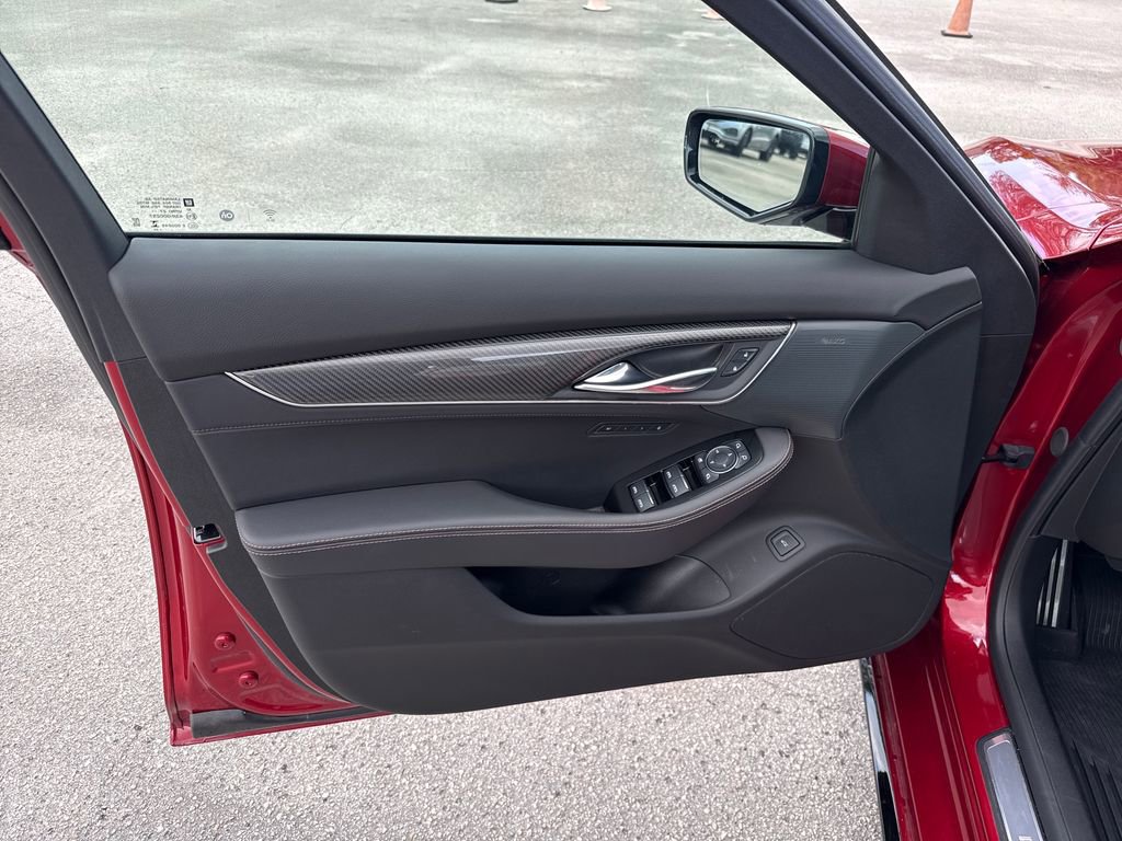 Used 2025 Cadillac CT5 V image 13