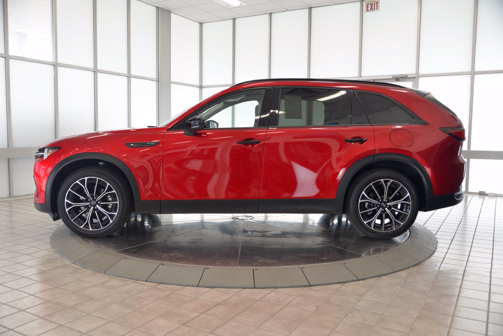 Certified 2025 MAZDA CX-70 Plug-In Hybrid w/ Premium Pkg AWD/4WD image 5