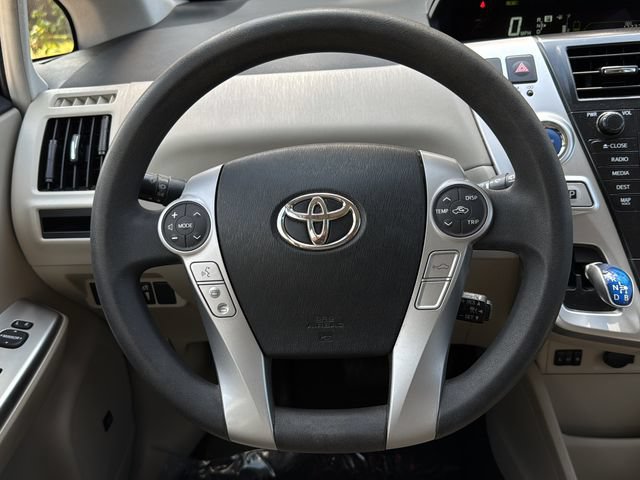 Used 2012 Toyota Prius V Five FWD image 22