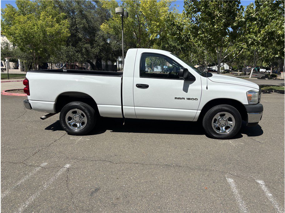 Used 2007 Dodge Ram 1500 Truck ST w/ V6 Value Group RWD image 8