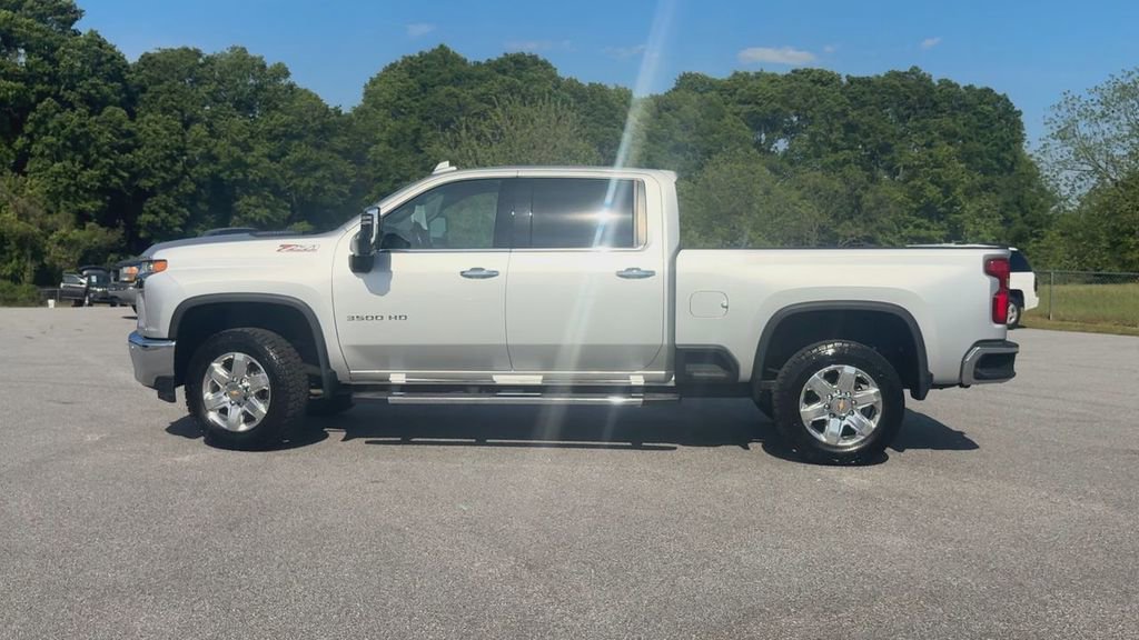 Certified 2022 Chevrolet Silverado 3500 LTZ w/ LTZ Convenience Package image 5