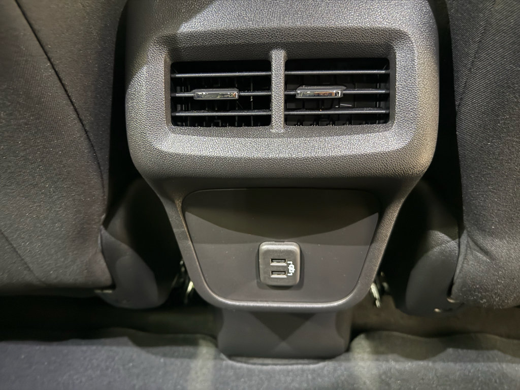 Certified 2024 Chevrolet Equinox LT FWD image 24