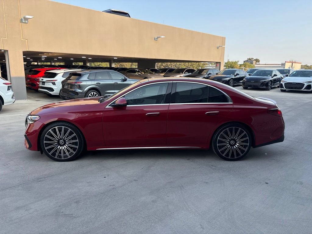 Used 2025 Mercedes-Benz E 350 4MATIC Sedan image 9