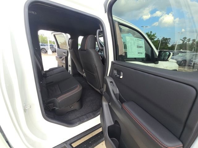 New 2025 Nissan Frontier PRO-4X image 13