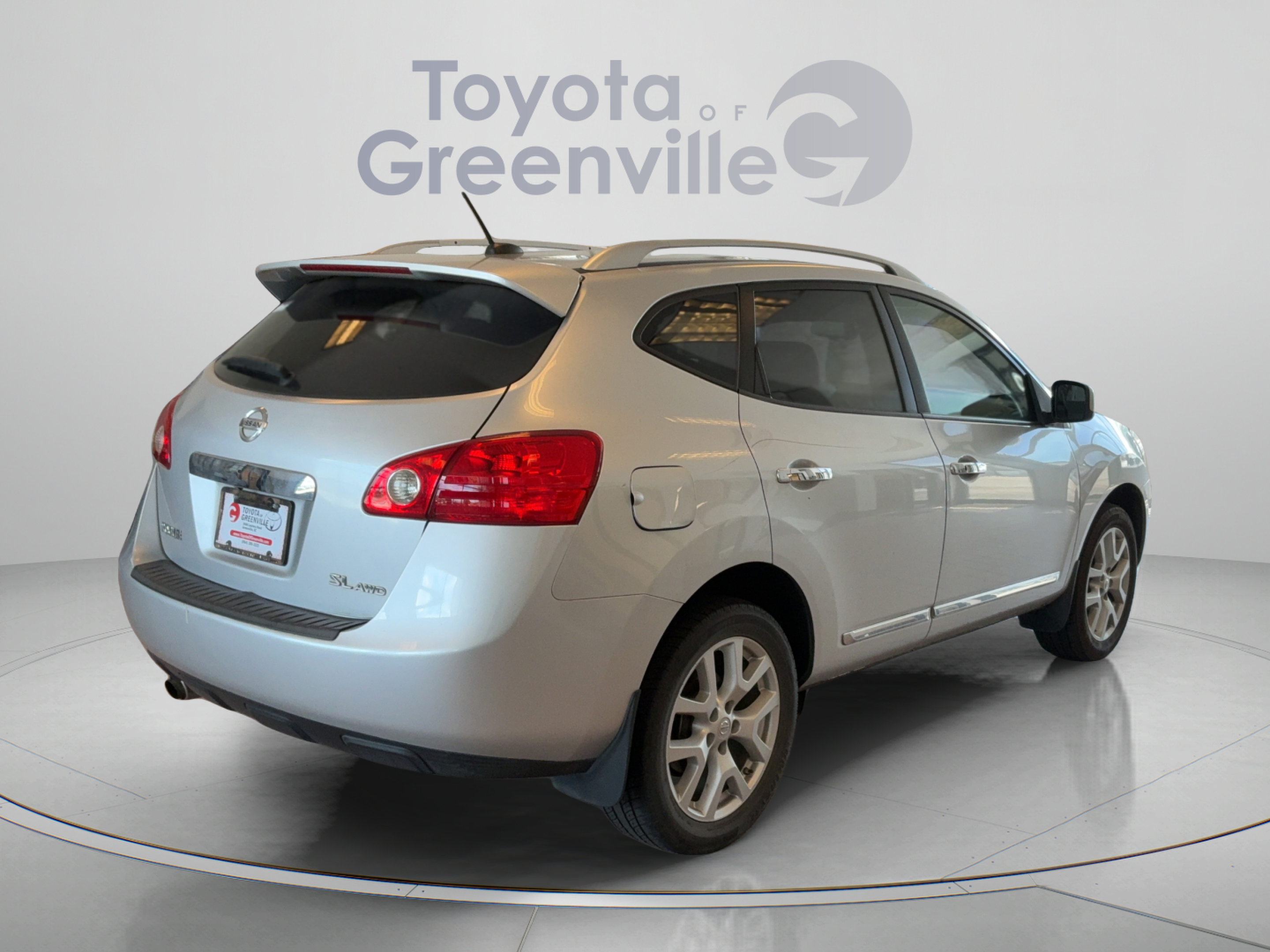 Used 2011 Nissan Rogue SV w/ SL Pkg AWD/4WD image 6