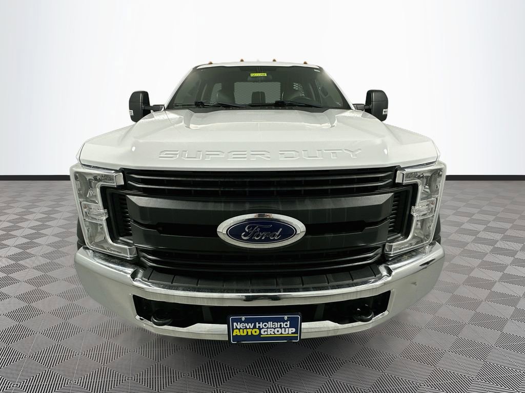 Used 2019 Ford F450 XL w/ XL Value Package RWD image 2