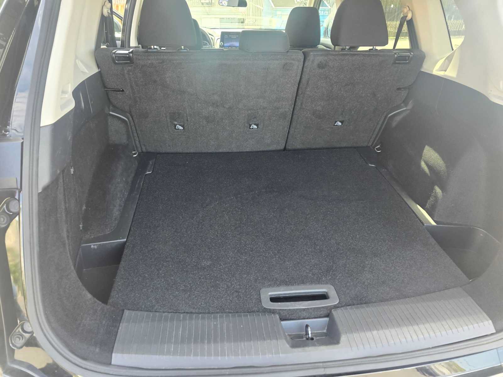 Used 2024 Nissan Rogue SV FWD image 14