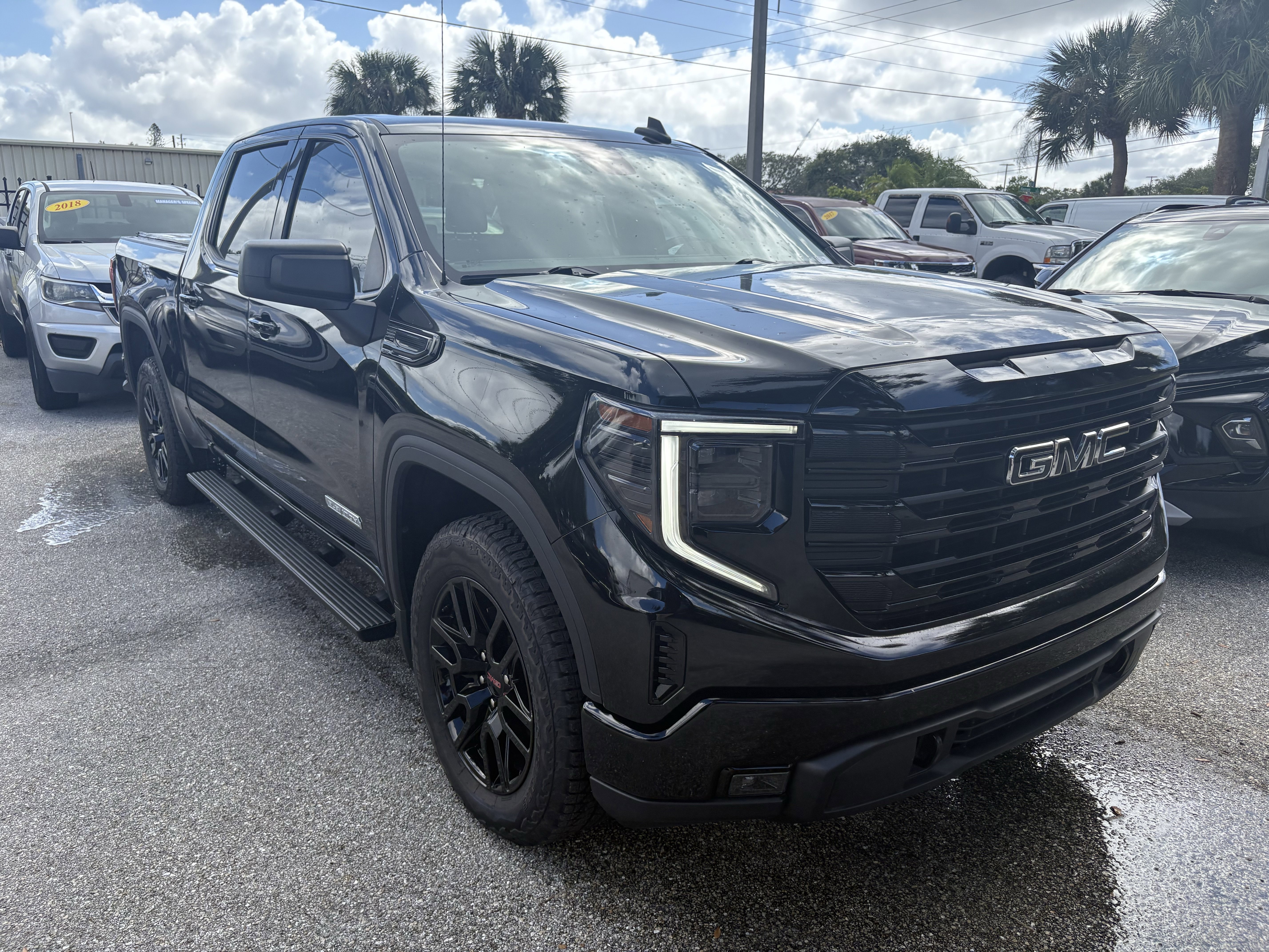 Used 2022 GMC Sierra 1500 Elevation