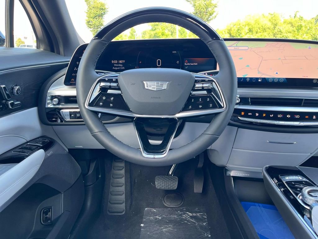 New 2025 Cadillac Lyriq Luxury image 14