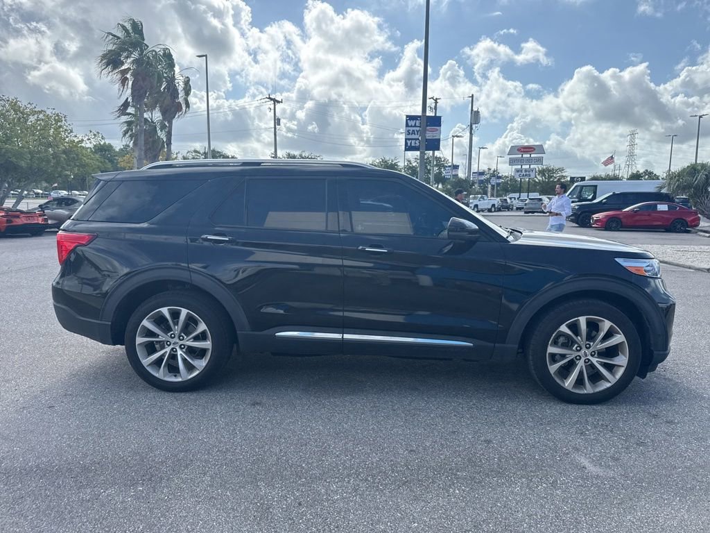Used 2021 Ford Explorer Platinum w/ Equipment Group 601A AWD/4WD image 5