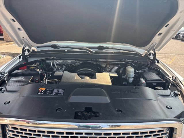 Used 2016 GMC Yukon Denali RWD image 58