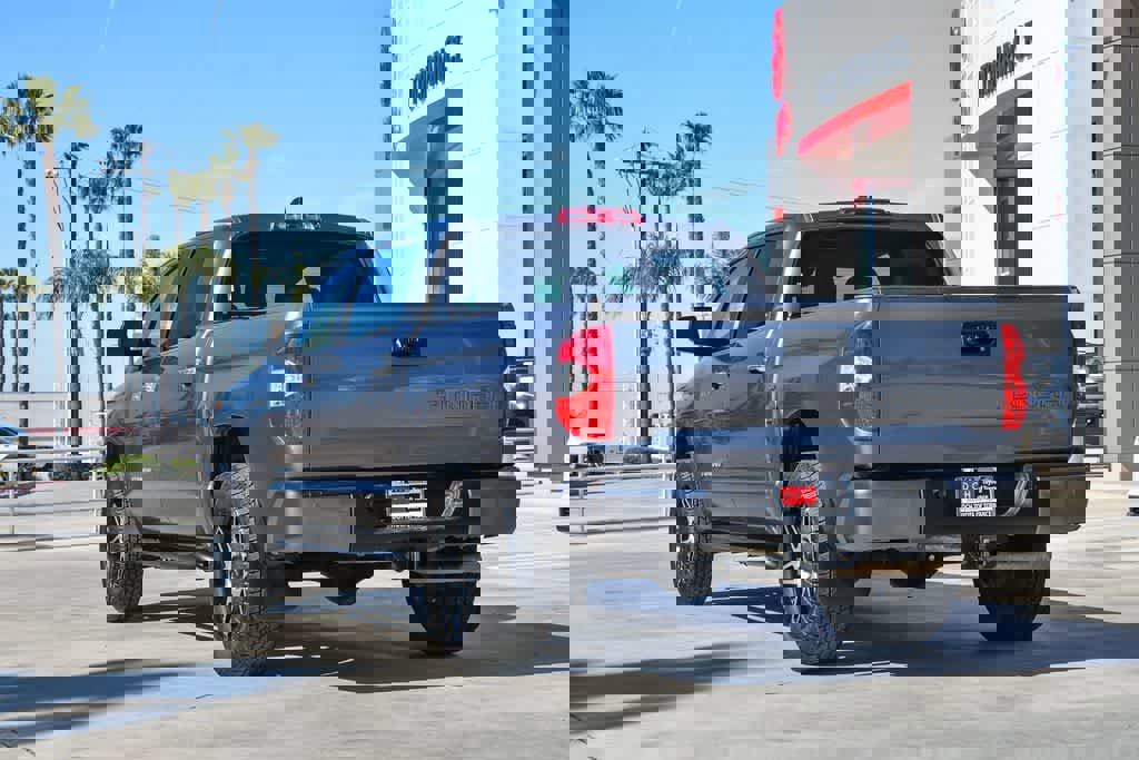 Used 2021 Toyota Tundra Limited w/ Limited Premium Package image 9