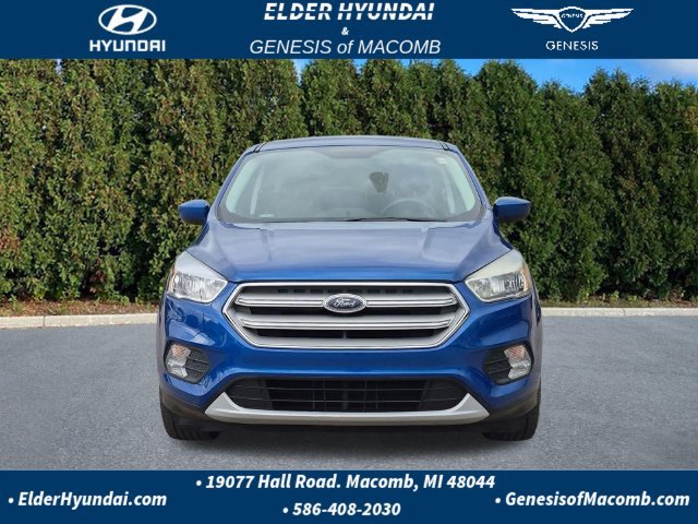 Used 2019 Ford Escape SE FWD image 2