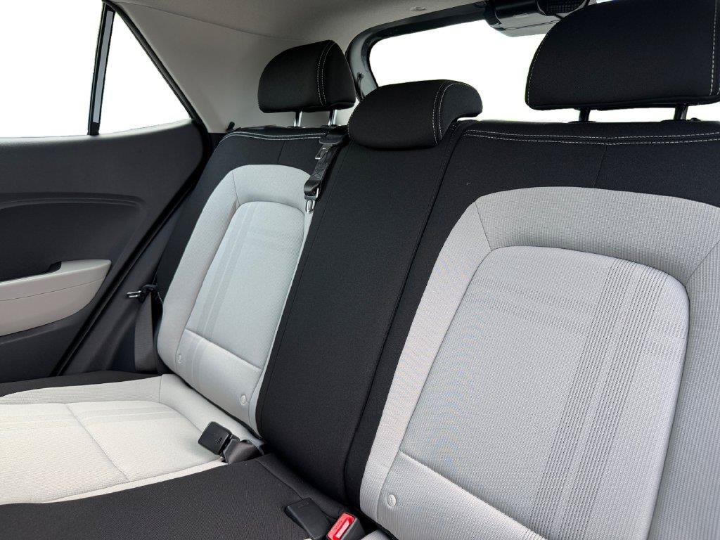 New 2026 Hyundai Venue SEL FWD image 13