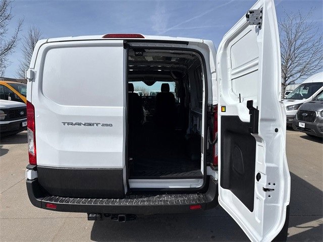 New 2025 Ford Transit 250 Low Roof image 23