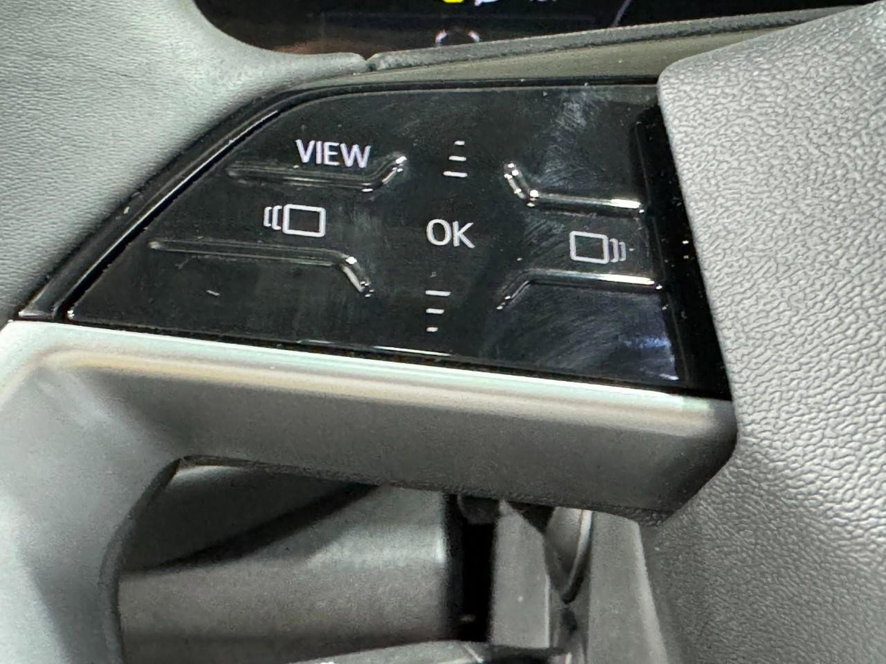 New 2025 Audi Q5 Premium image 28