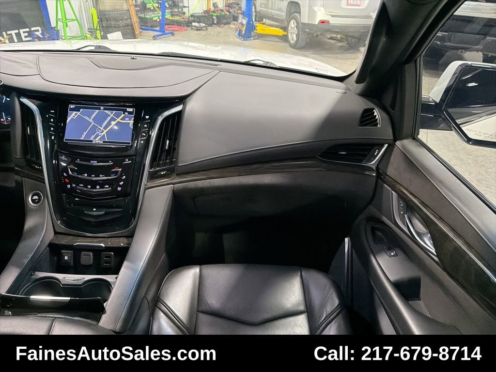 Used 2018 Cadillac Escalade Platinum image 84