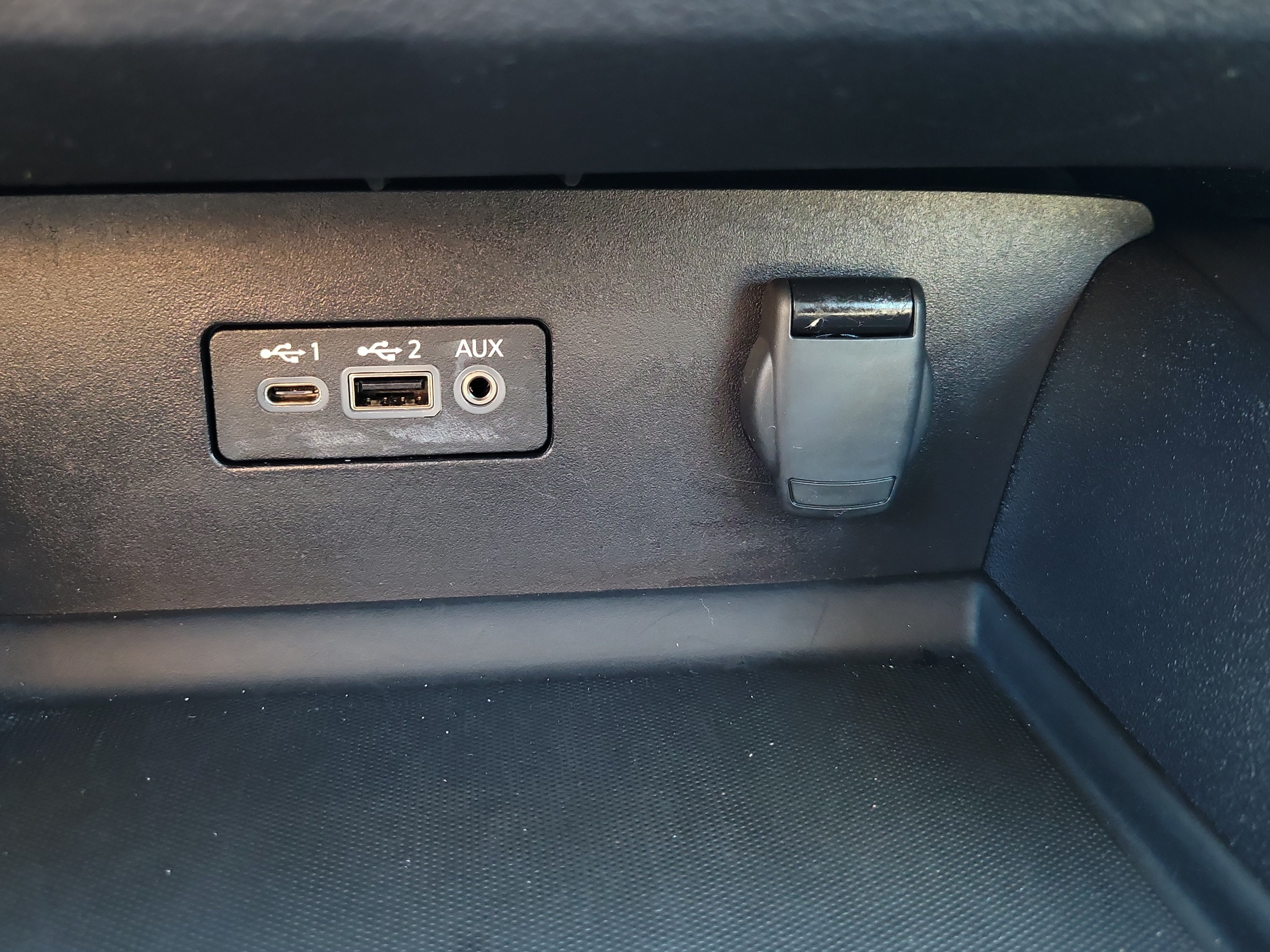 Certified 2025 Nissan Altima 2.5 S FWD image 28