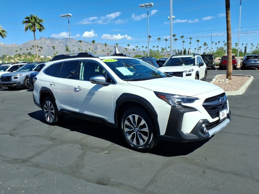 Used 2024 Subaru Outback Touring AWD/4WD image 31