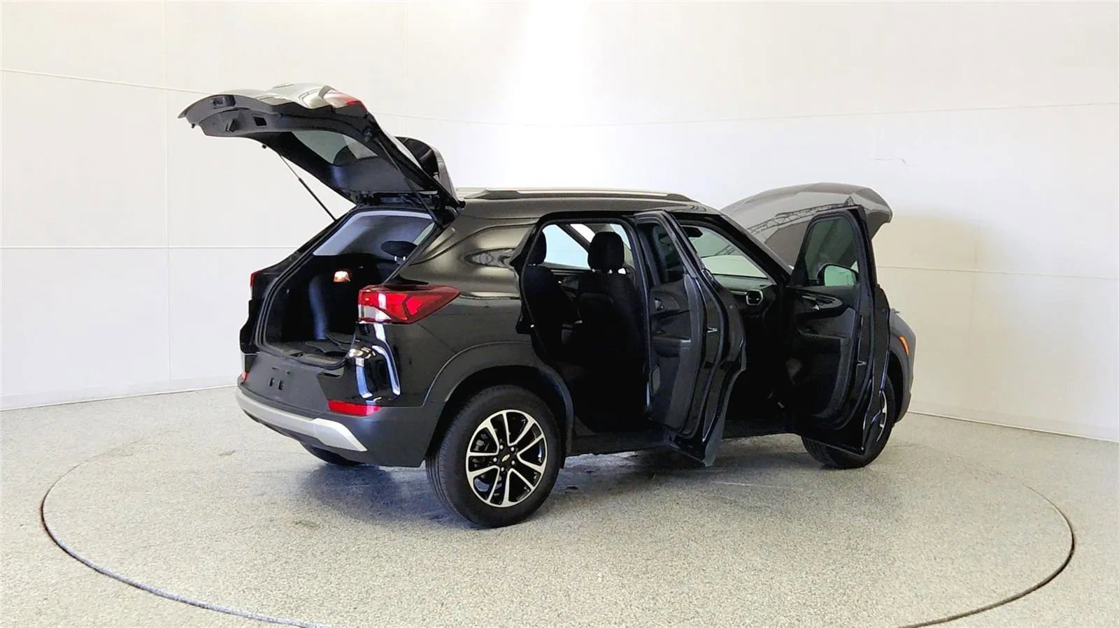 Used 2025 Chevrolet TrailBlazer LT image 12