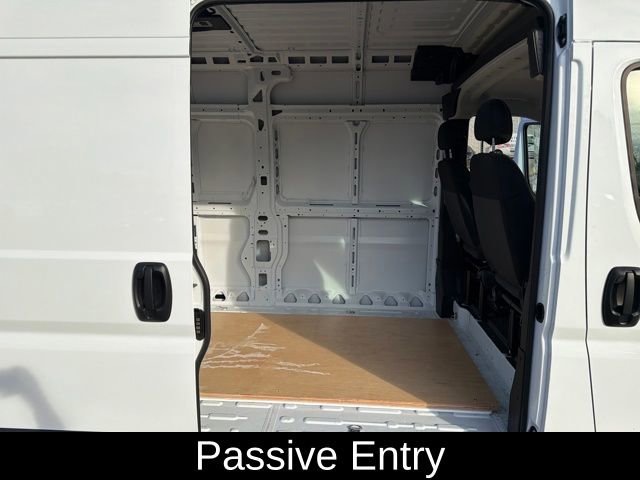 Used 2025 RAM ProMaster 3500 w/ Premium Convenience Group image 18