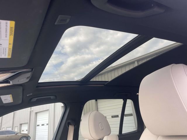 Used 2020 BMW X5 xDrive40i w/ Premium Package AWD/4WD image 16