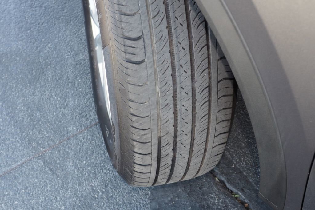 Used 2024 Ford Escape Active image 11