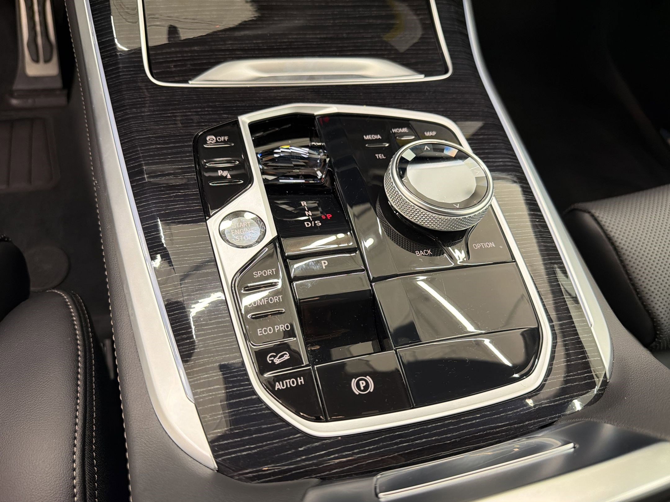 Certified 2026 BMW X5 xDrive40i w/ Executive Package image 18