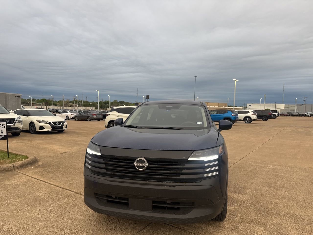 Certified 2025 Nissan Kicks SV image 5