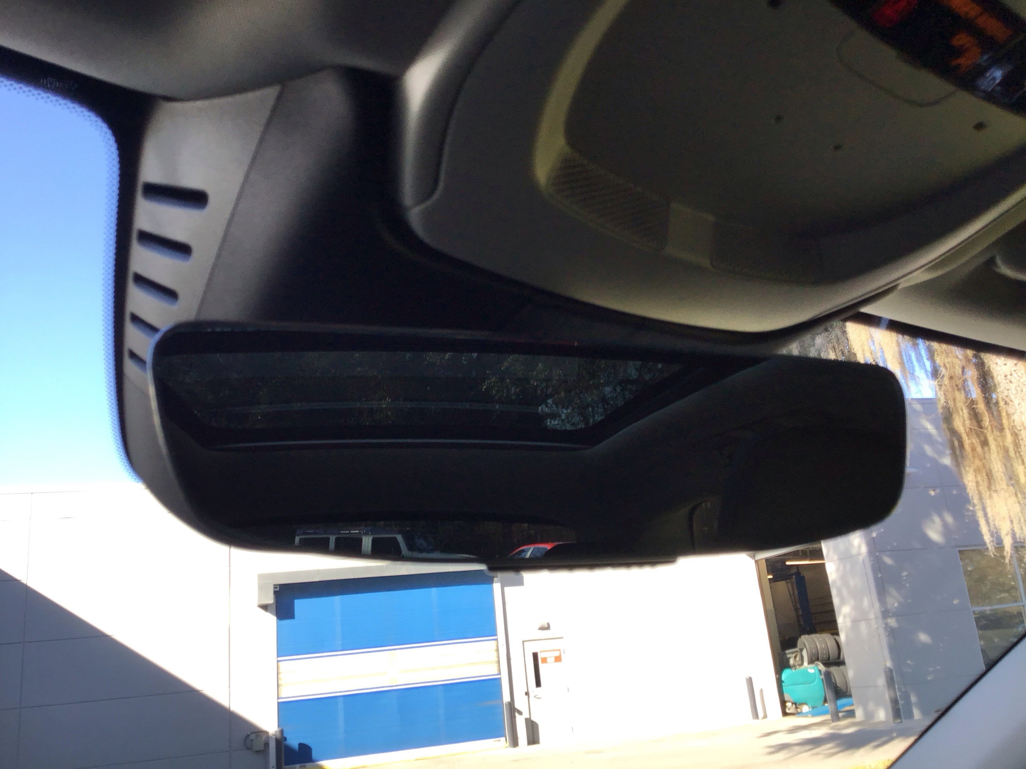 Certified 2025 Volvo XC60 B5 Plus image 27